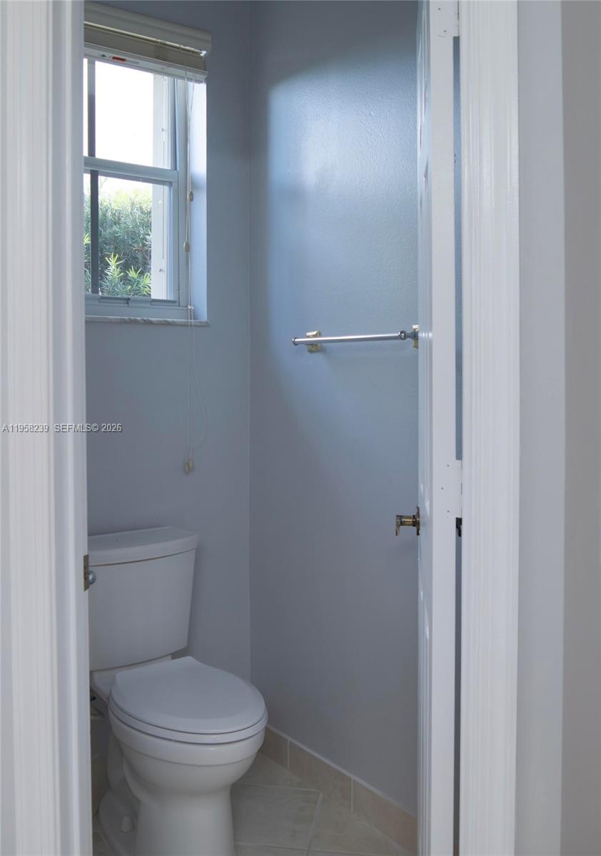 SECTOR 7-PARCEL N-2 - Residential Lease