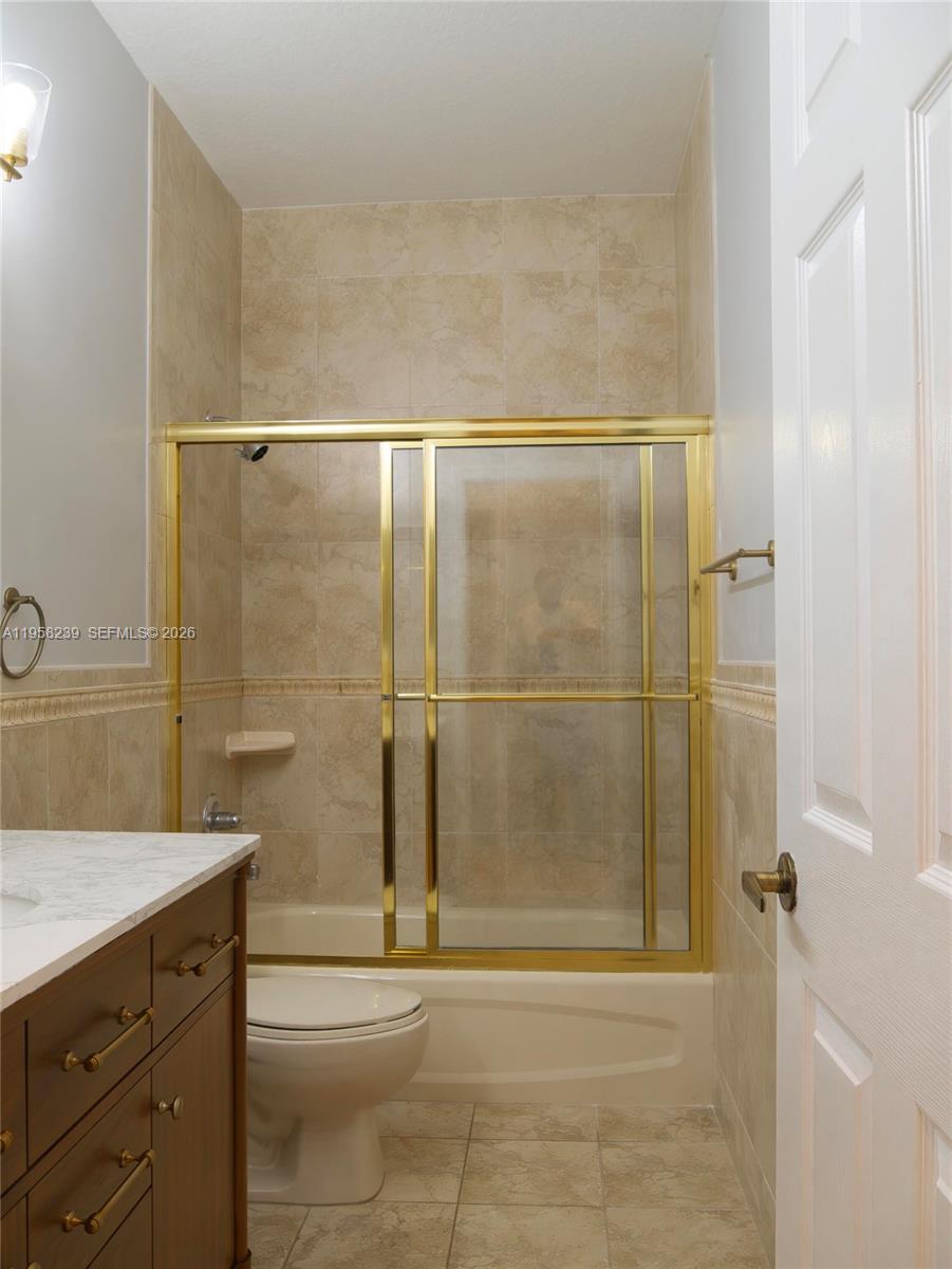 SECTOR 7-PARCEL N-2 - Residential Lease