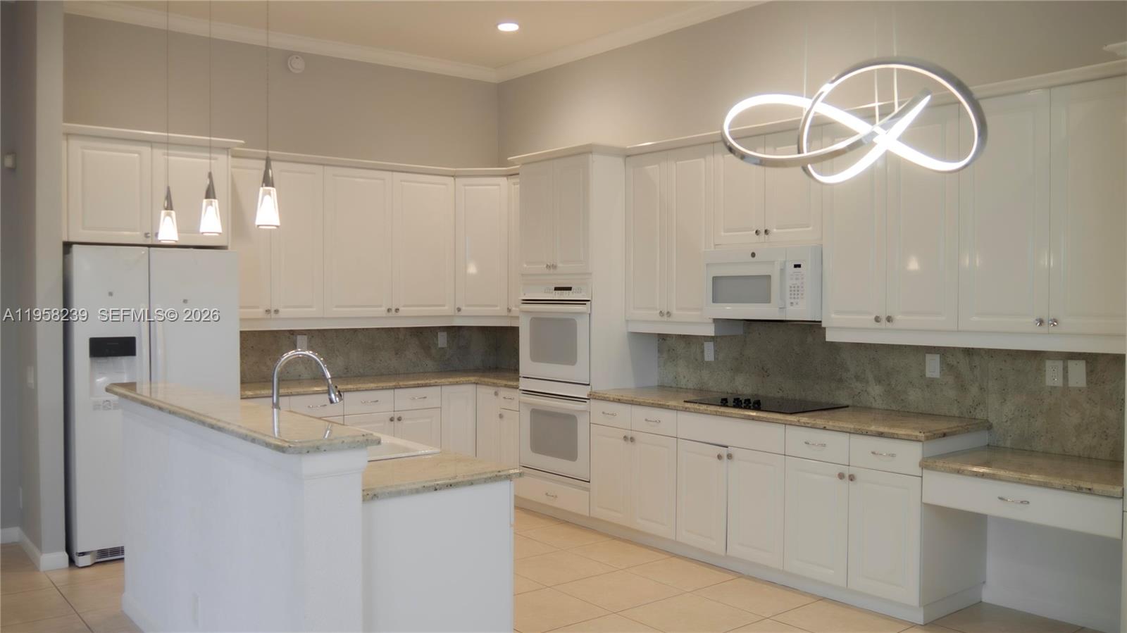 SECTOR 7-PARCEL N-2 - Residential Lease