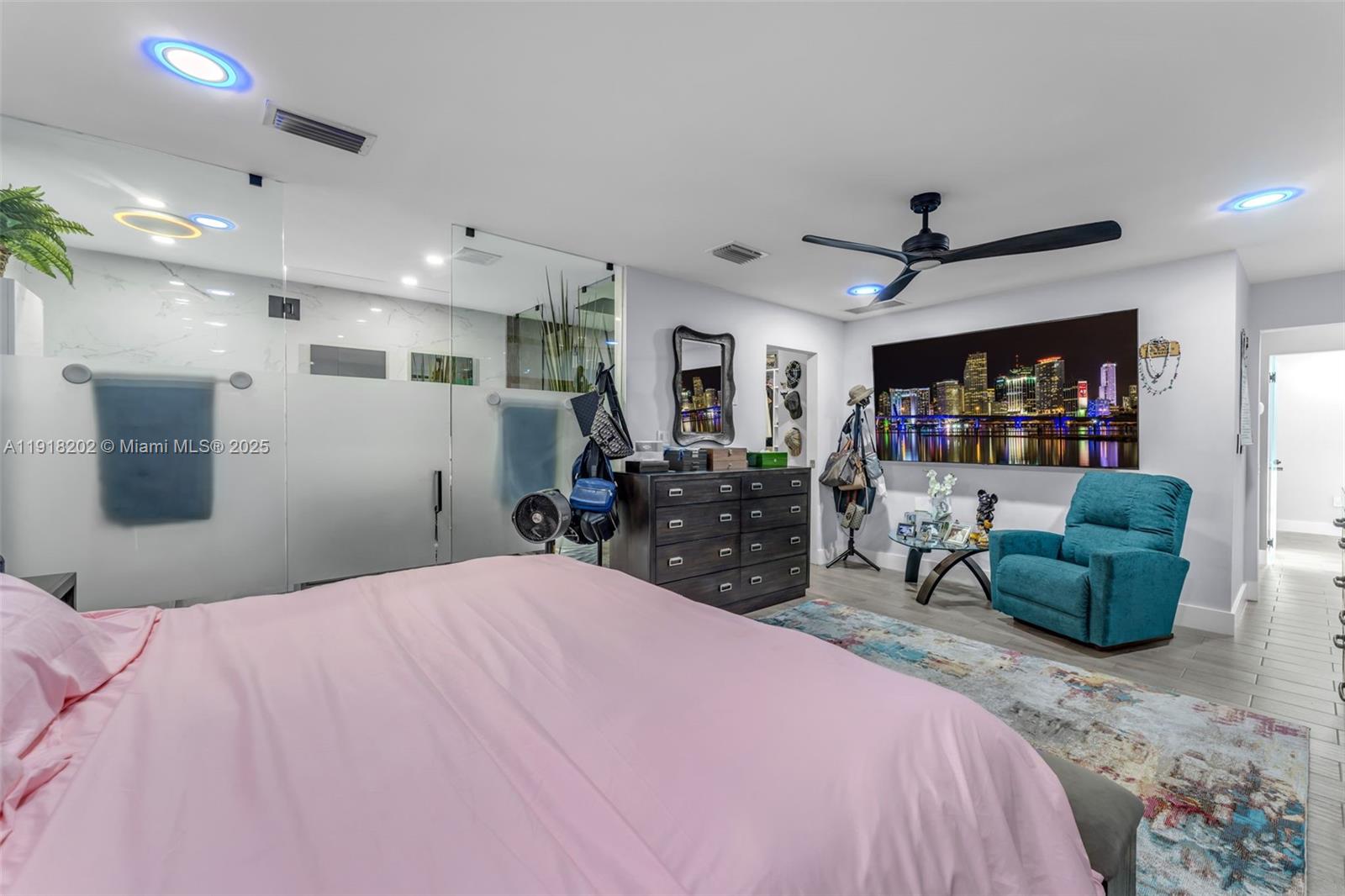 THE MISSIONS - Residential