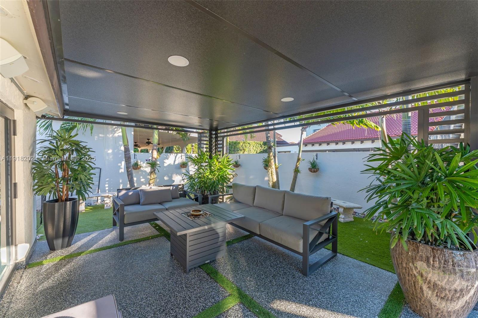 THE MISSIONS - Residential