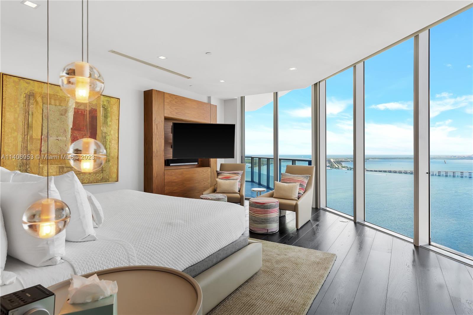 BRICKELLHOUSE CONDO - Residential