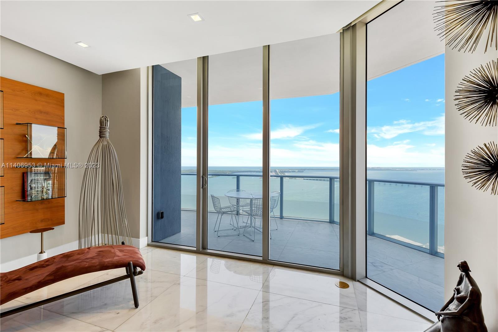 BRICKELLHOUSE CONDO - Residential