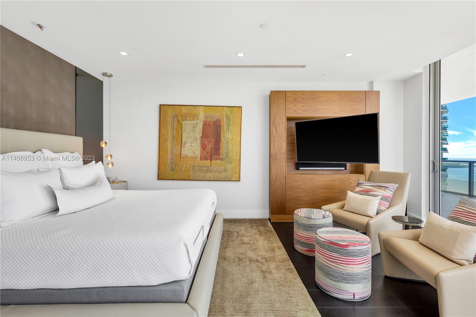 BRICKELLHOUSE CONDO - Residential