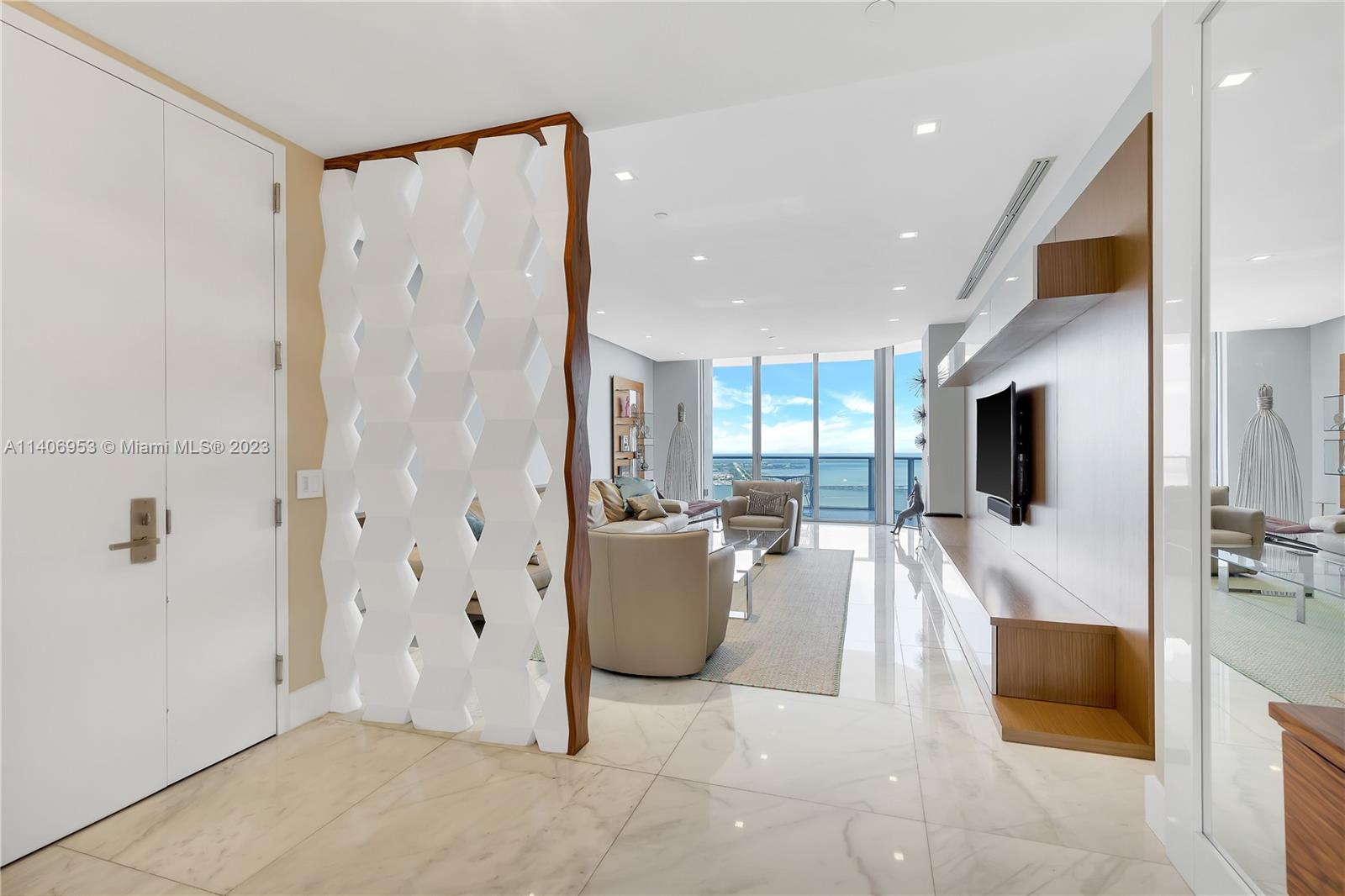 BRICKELLHOUSE CONDO - Residential