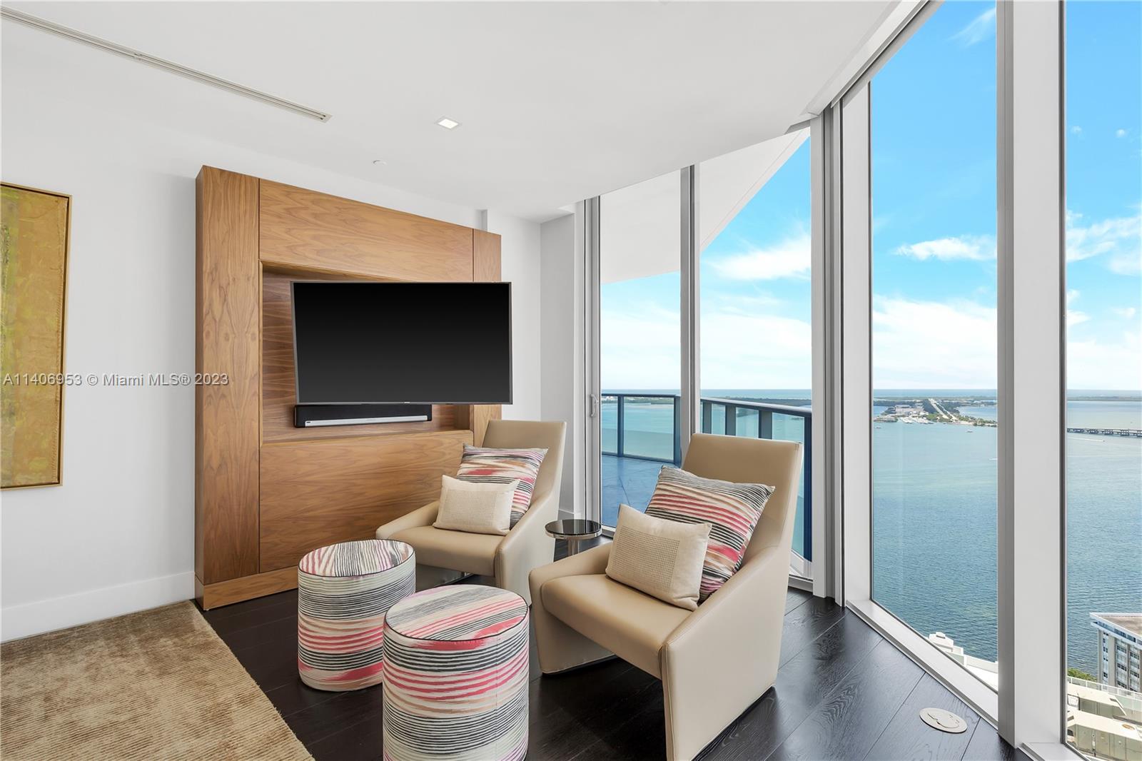 BRICKELLHOUSE CONDO - Residential