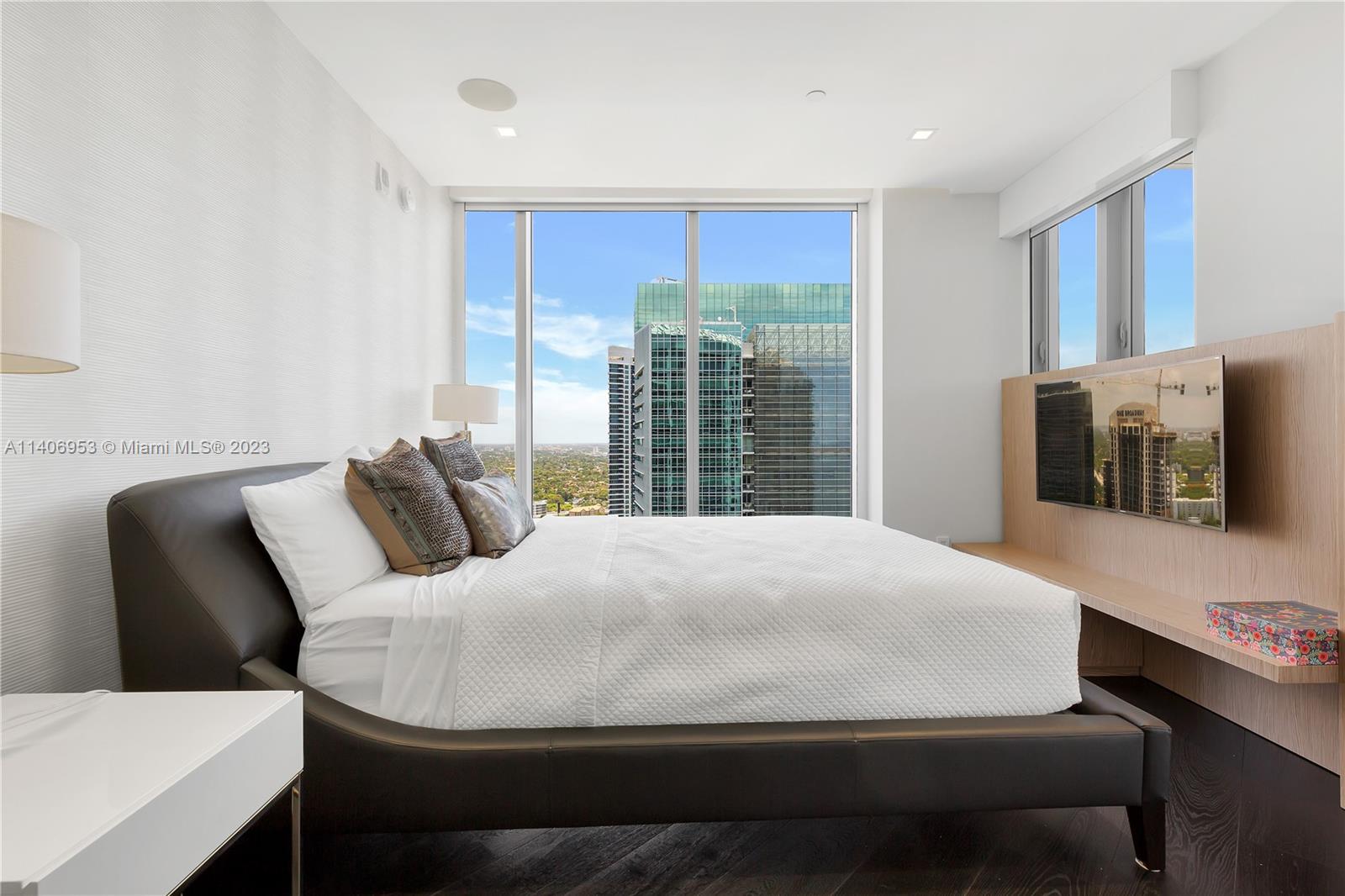 BRICKELLHOUSE CONDO - Residential