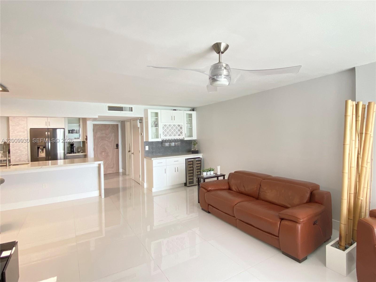 OCEAN PARK CONDO - Residential