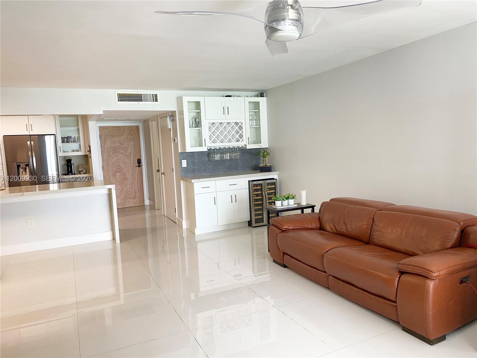 OCEAN PARK CONDO - Residential