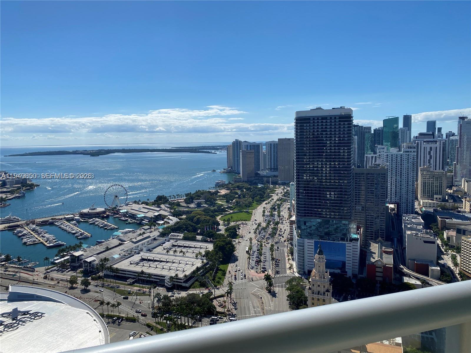 MARINABLUE CONDO - Residential