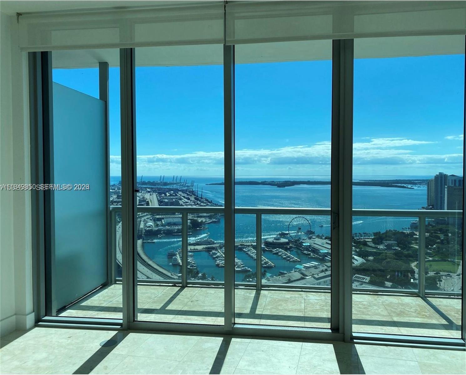 MARINABLUE CONDO - Residential