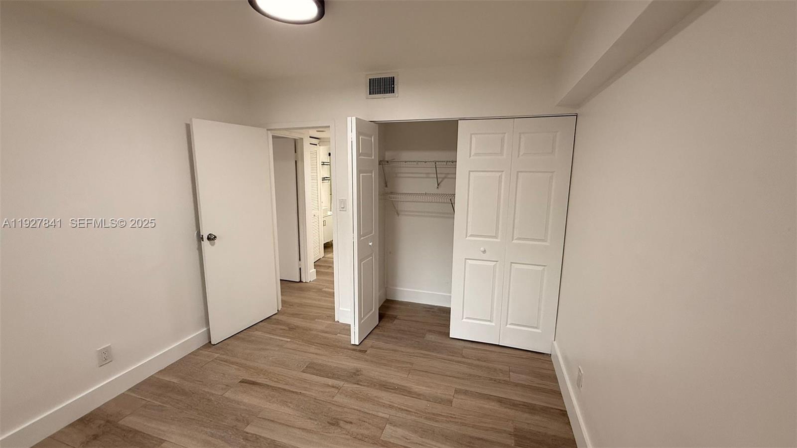 HAMPTON COURT CONDO - Residential