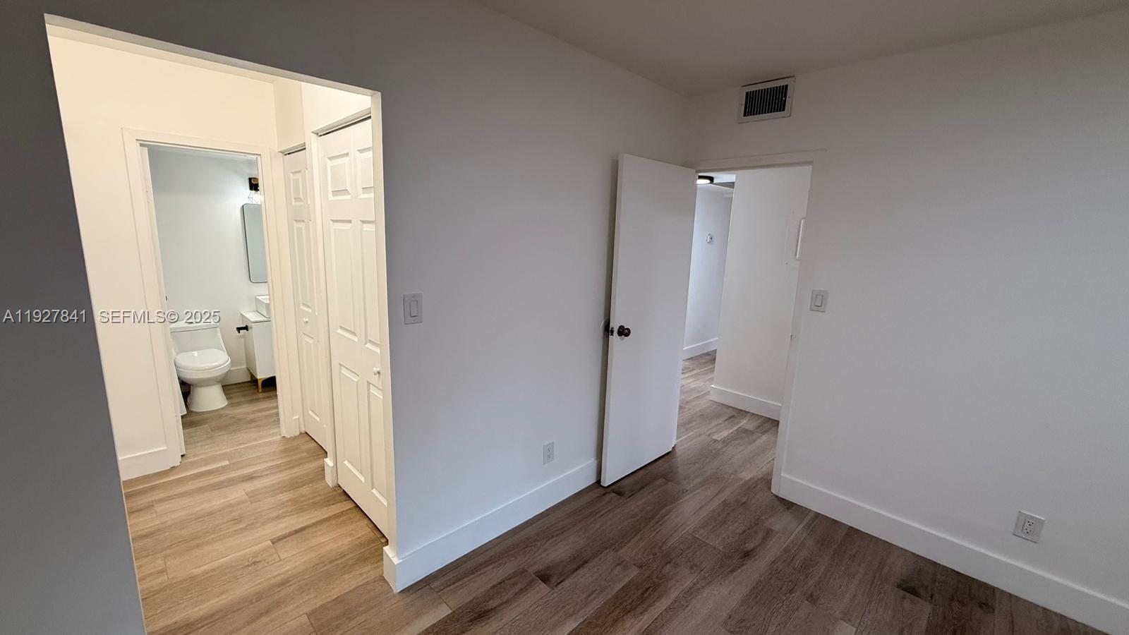 HAMPTON COURT CONDO - Residential