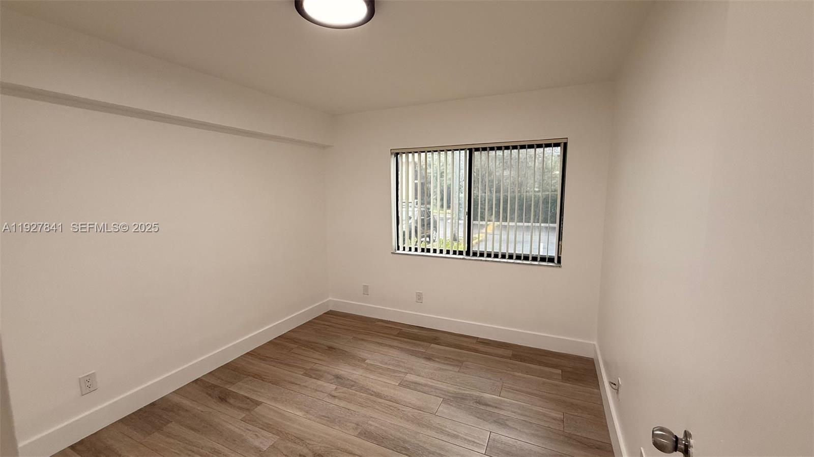 HAMPTON COURT CONDO - Residential