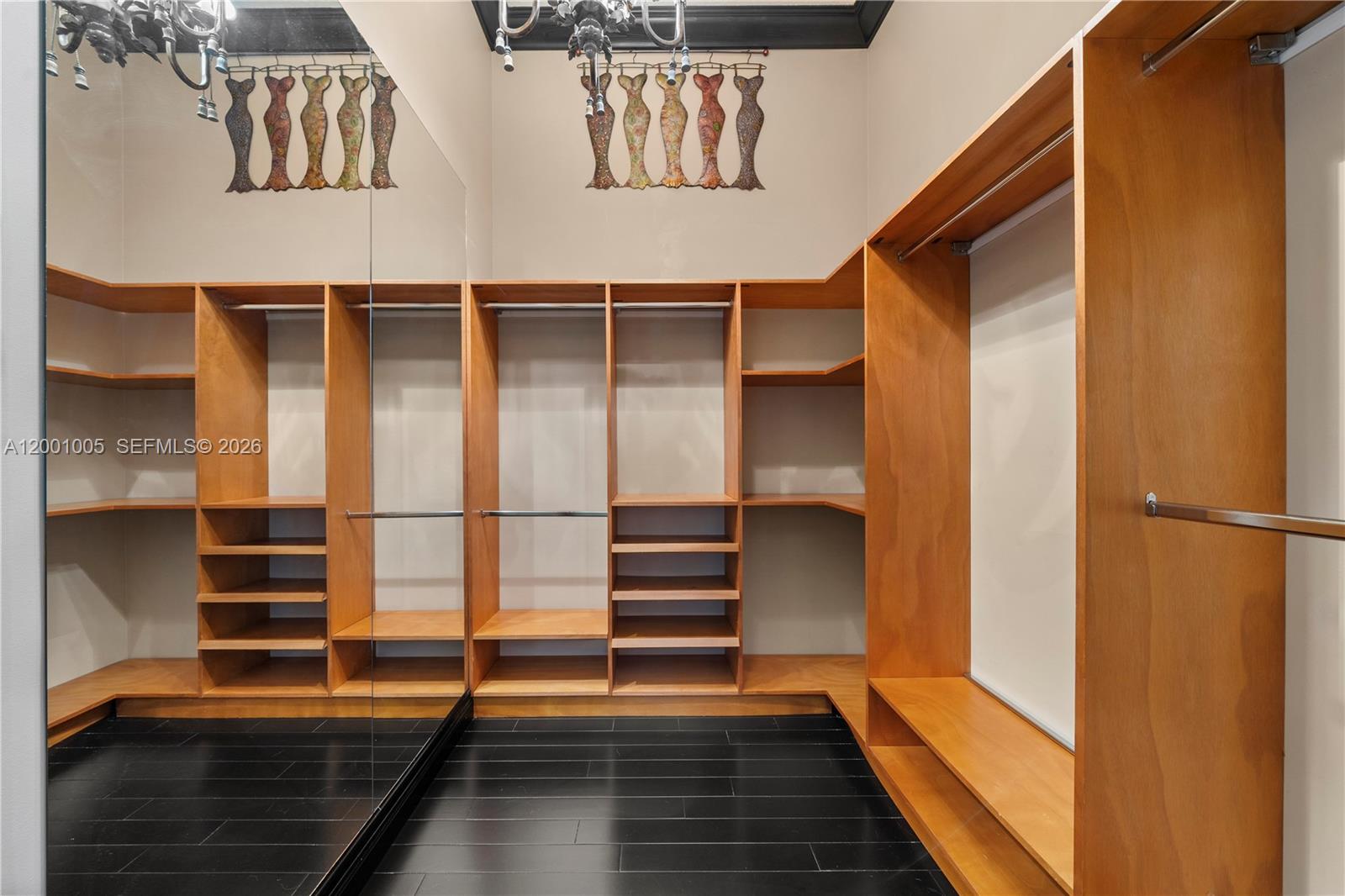 GROVES PARK - Residential Lease