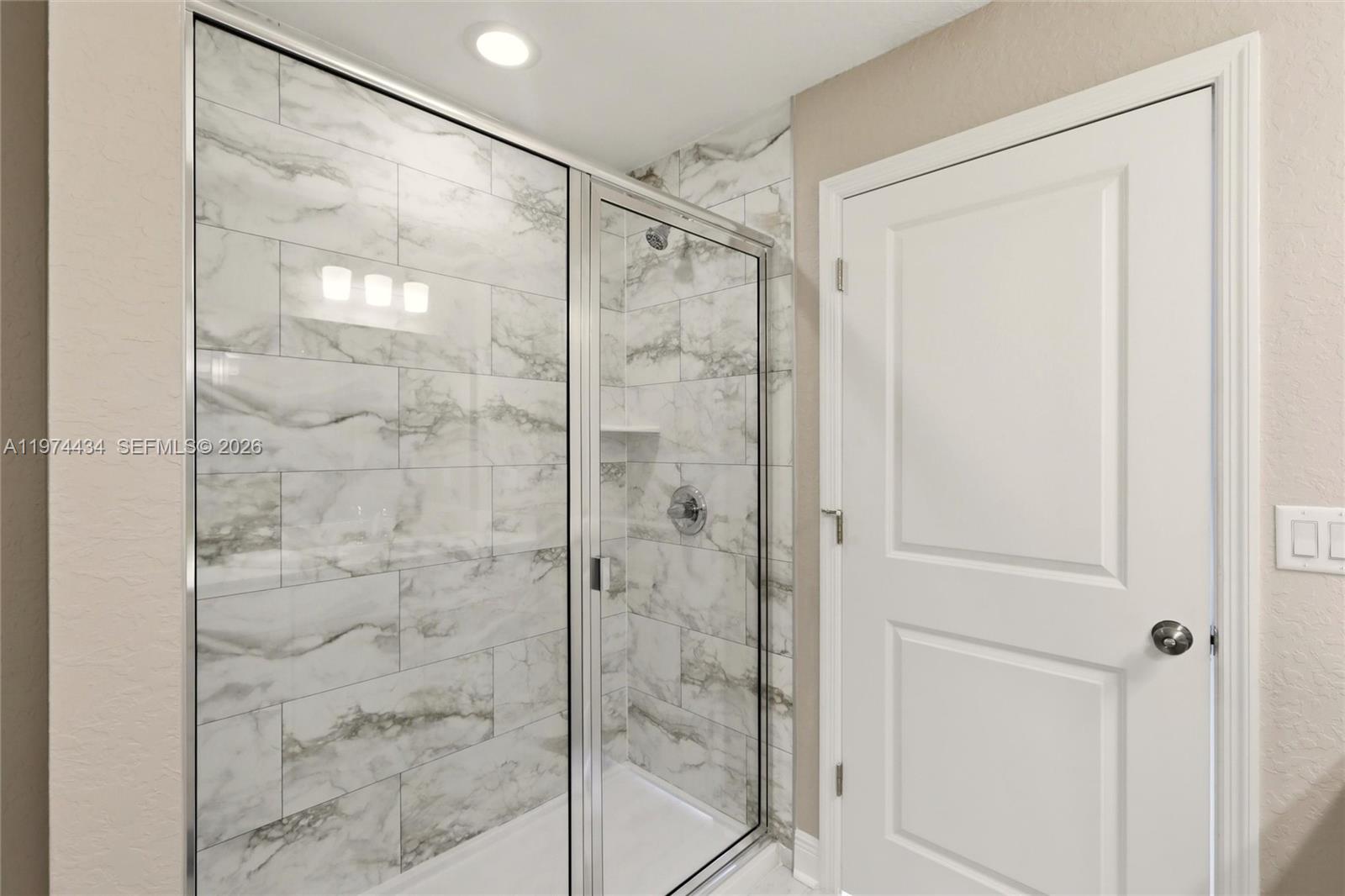 Sun N Lake - Residential