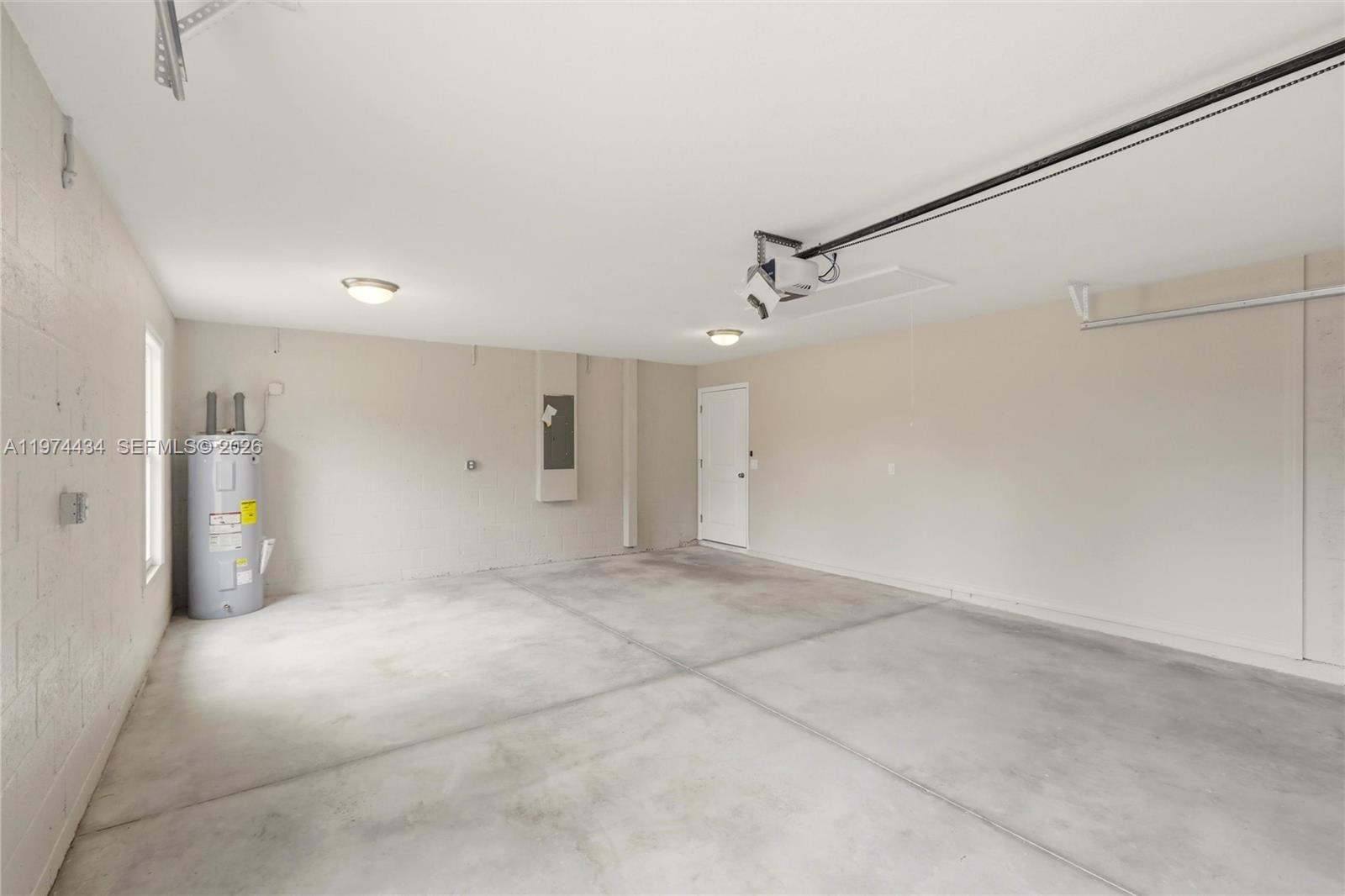 Sun N Lake - Residential