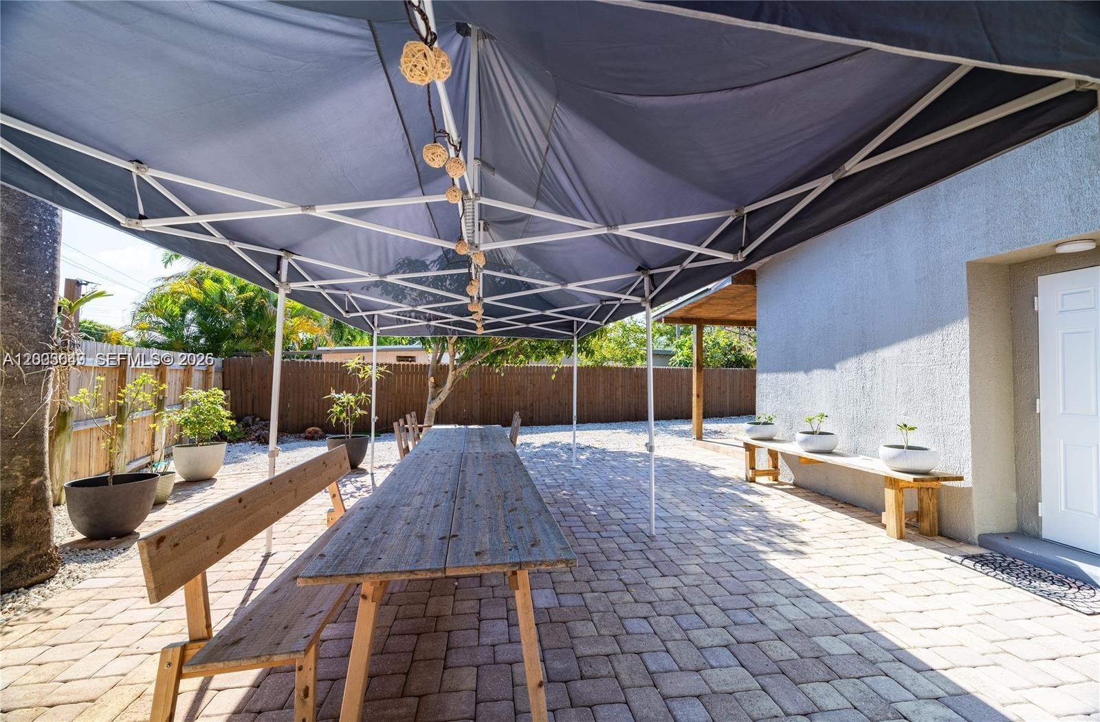 CRESTHAVEN NO 5 - Residential