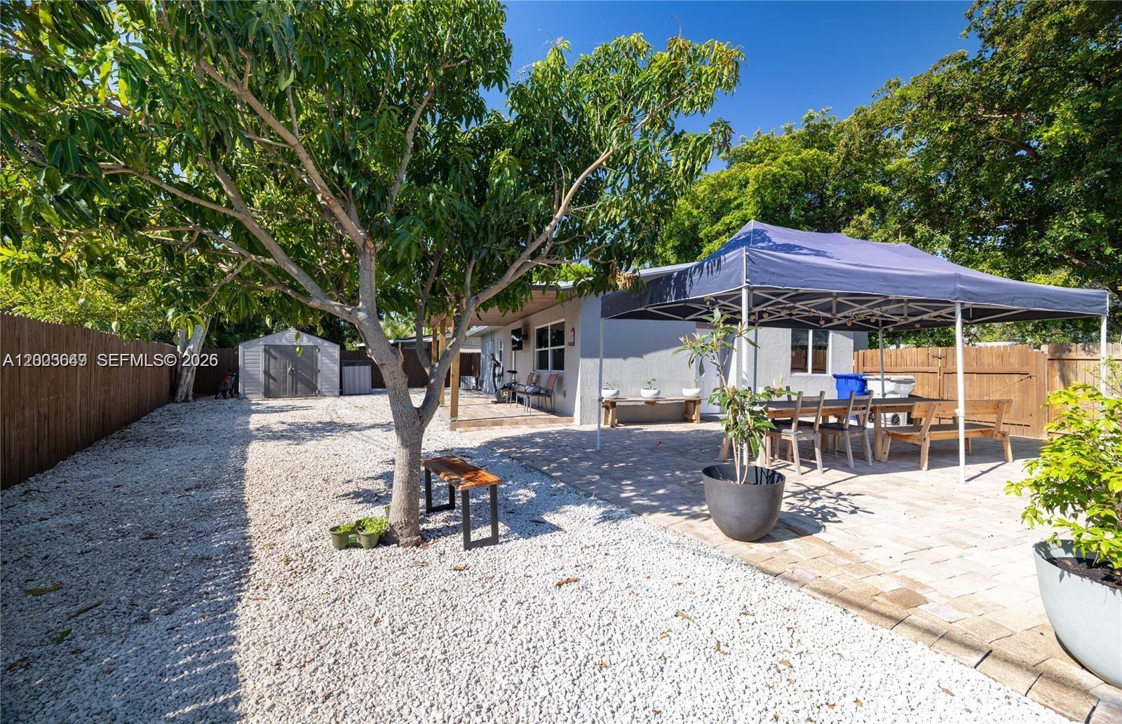 CRESTHAVEN NO 5 - Residential