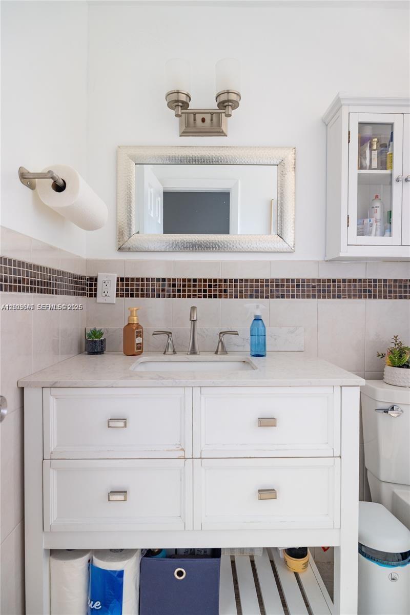 CRESTHAVEN NO 5 - Residential