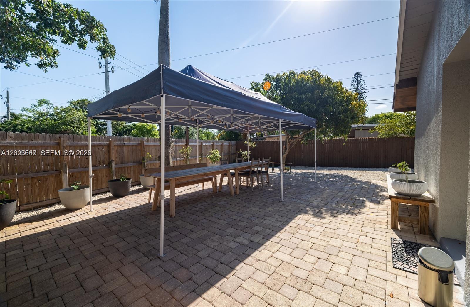 CRESTHAVEN NO 5 - Residential