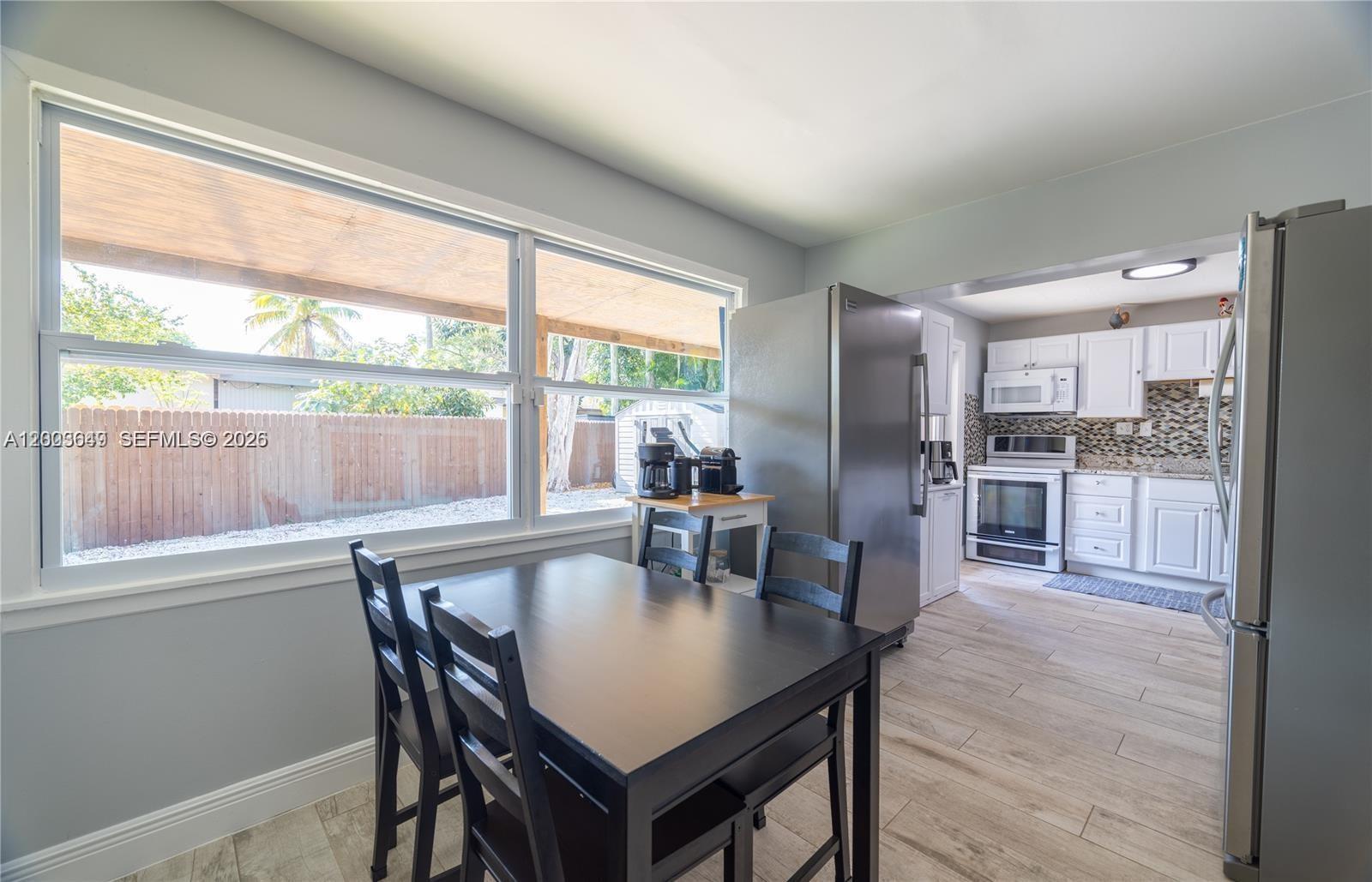 CRESTHAVEN NO 5 - Residential