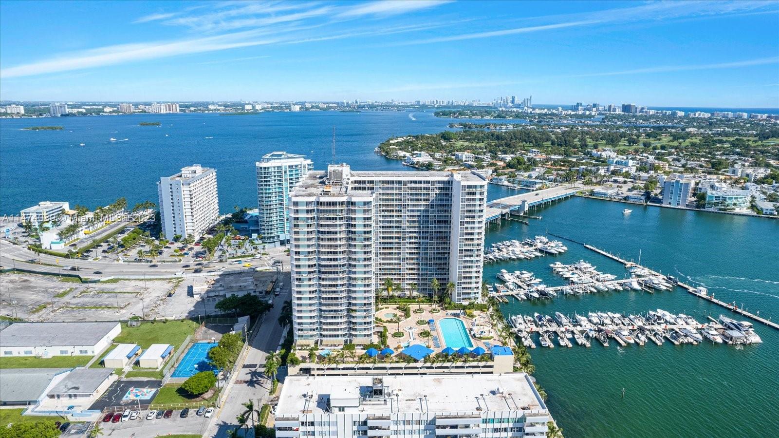 THE GRANDVIEW PALACE COND - Residential