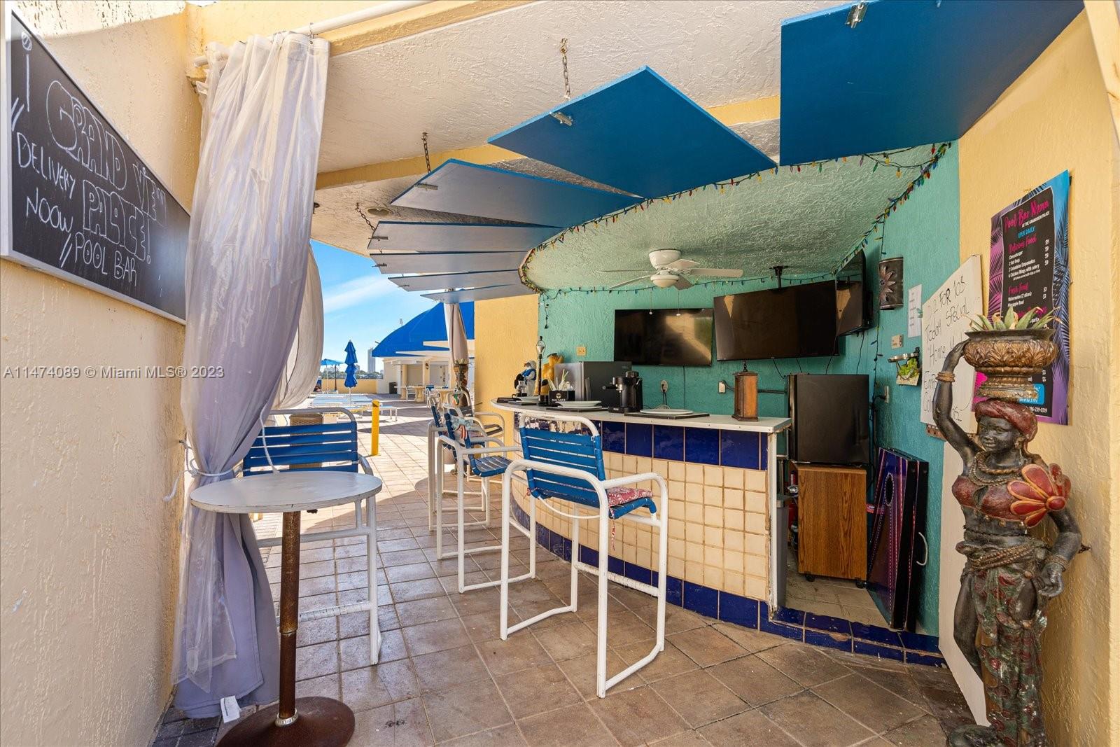 THE GRANDVIEW PALACE COND - Residential