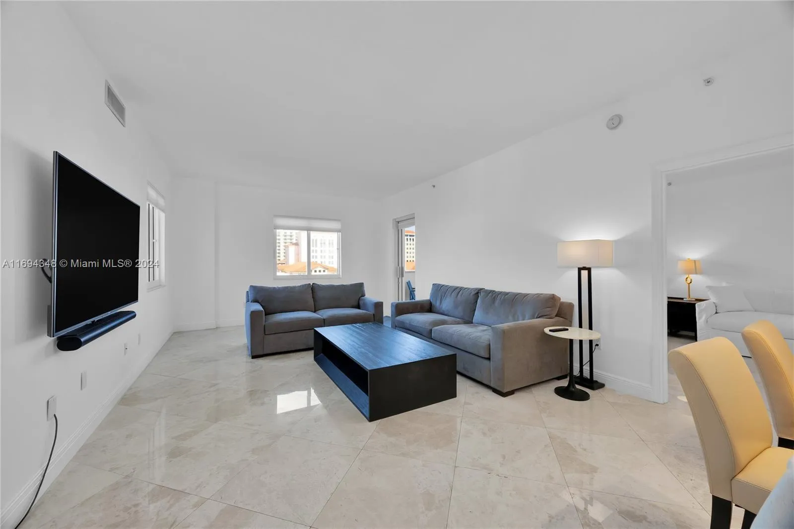 Coral Gables, Florida 33134, United States, 2 Bedrooms Bedrooms, ,2 BathroomsBathrooms,Residential,Active,32580