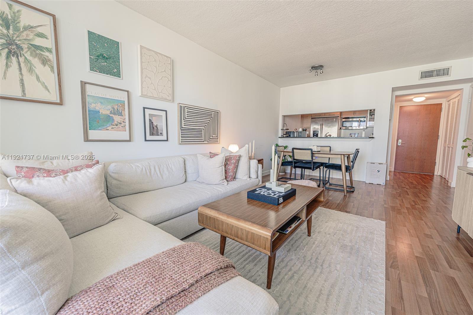 BRICKELL ON THE RIVER N T - Residential Lease