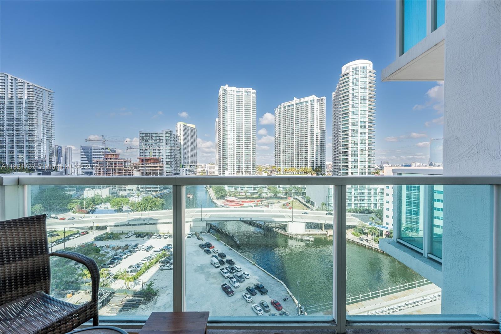 BRICKELL ON THE RIVER N T - Residential Lease