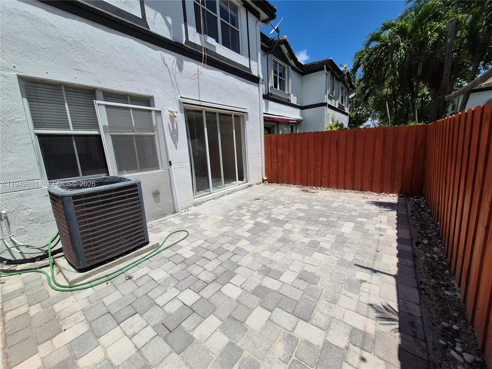 DORAL ISLES NORTH SEC TWO - Residential