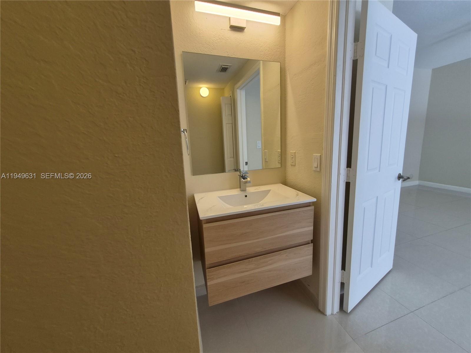 DORAL ISLES NORTH SEC TWO - Residential