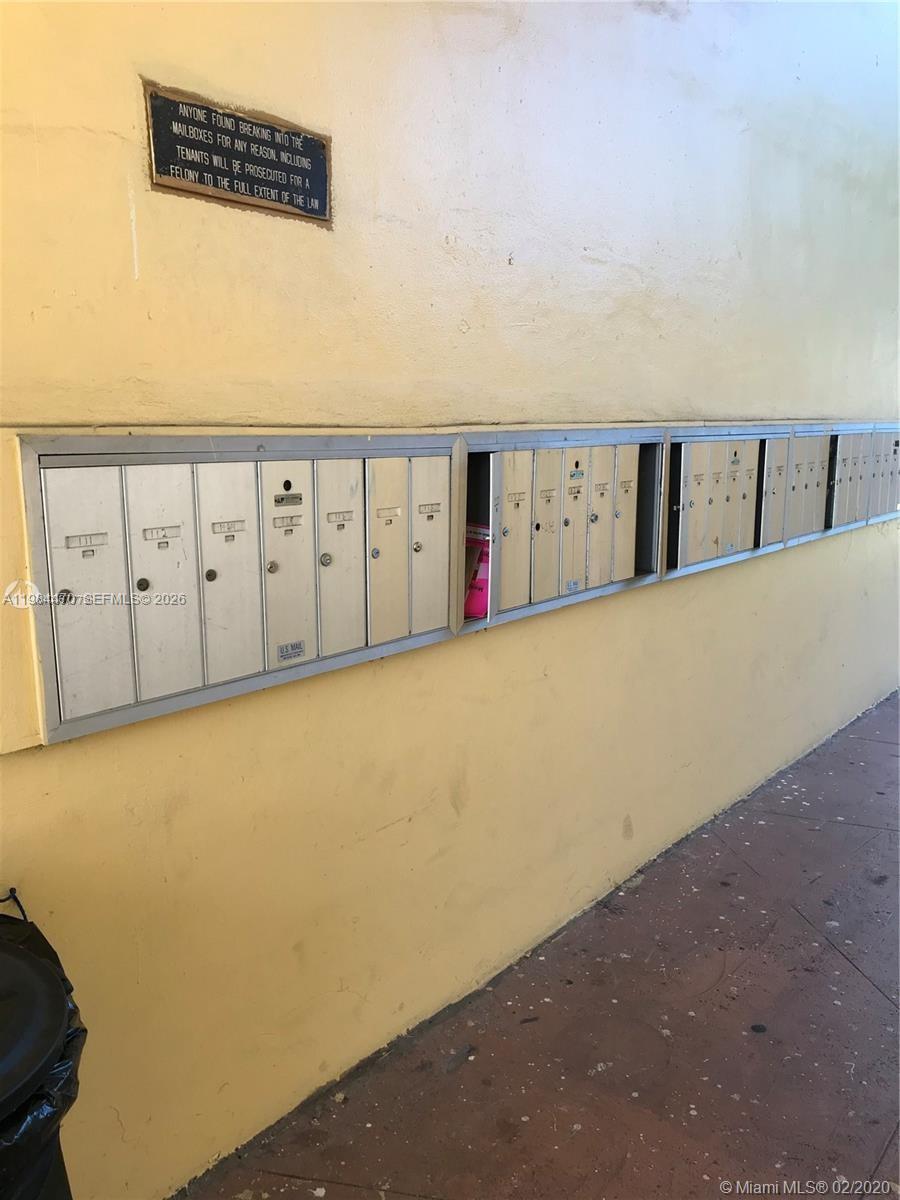 NEW WORLD CONDO APTS IV - Residential Lease