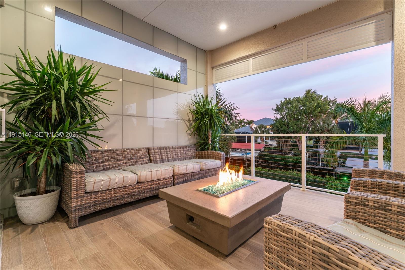 TIDEWATER ISLAND - Residential