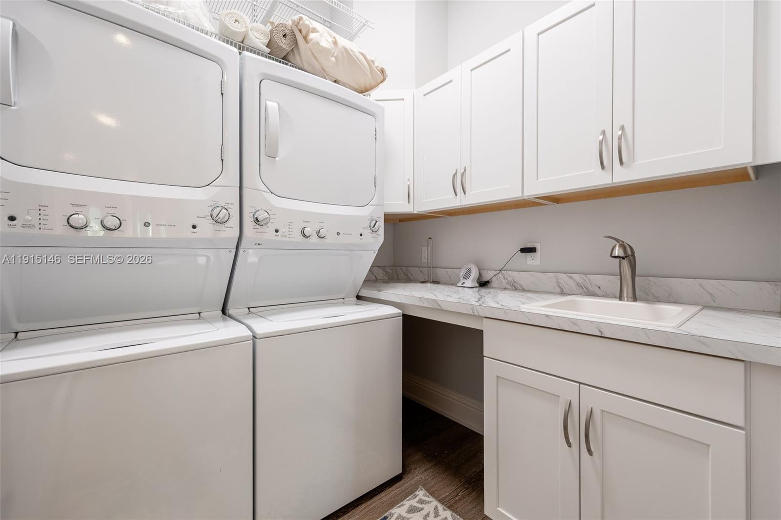 TIDEWATER ISLAND - Residential