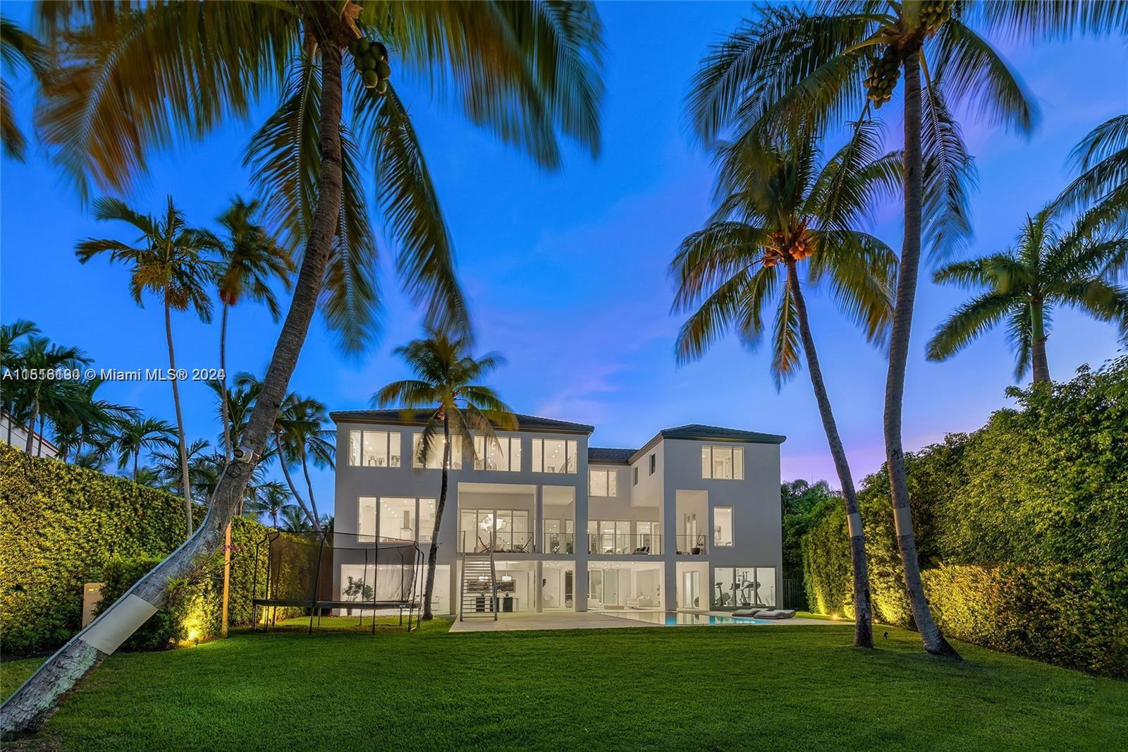 Rental Property at 481 S Mashta Drive Dr, Key Biscayne, Miami-Dade County, Florida - Bedrooms: 5 
Bathrooms: 7  - $79,500 MO.
