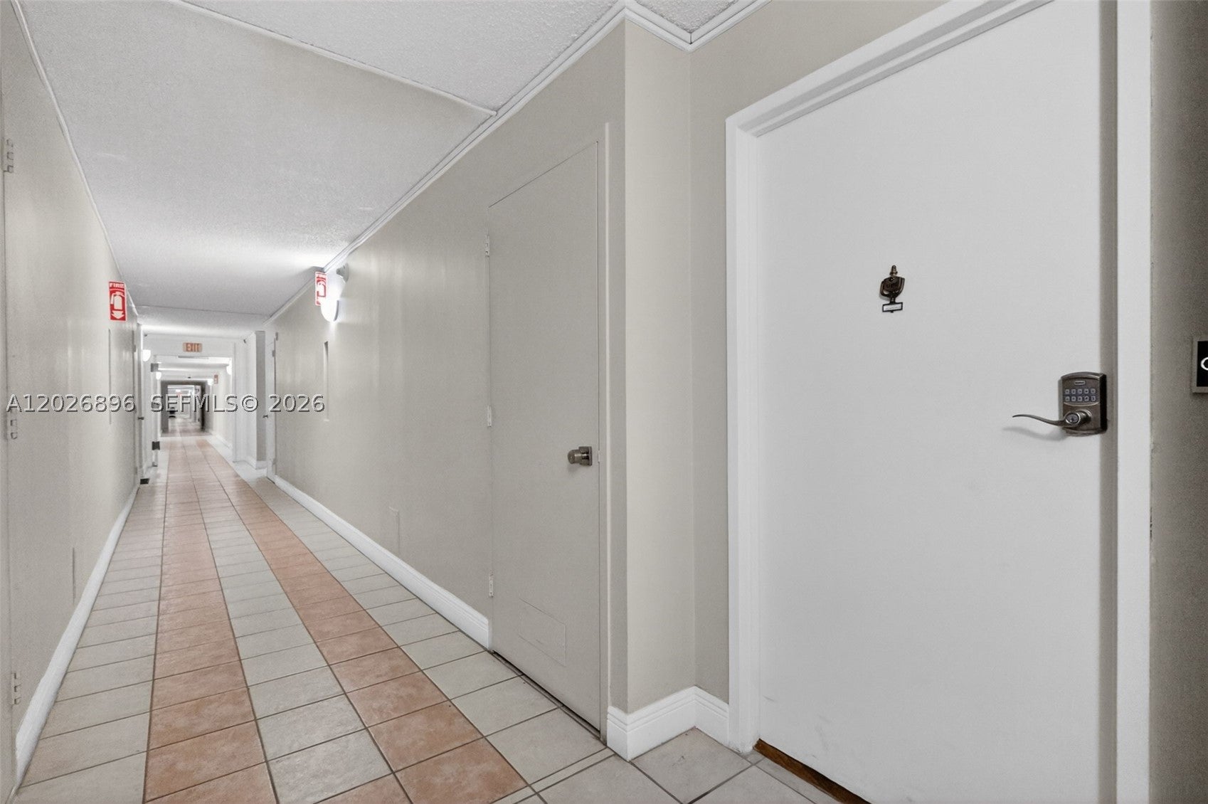 7135 Collins Ave 1124
