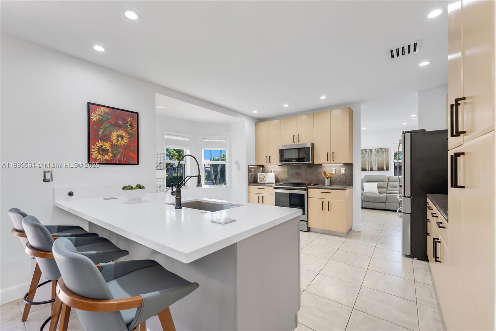 PELICAN BAY AT OLD CUTLER - Residential