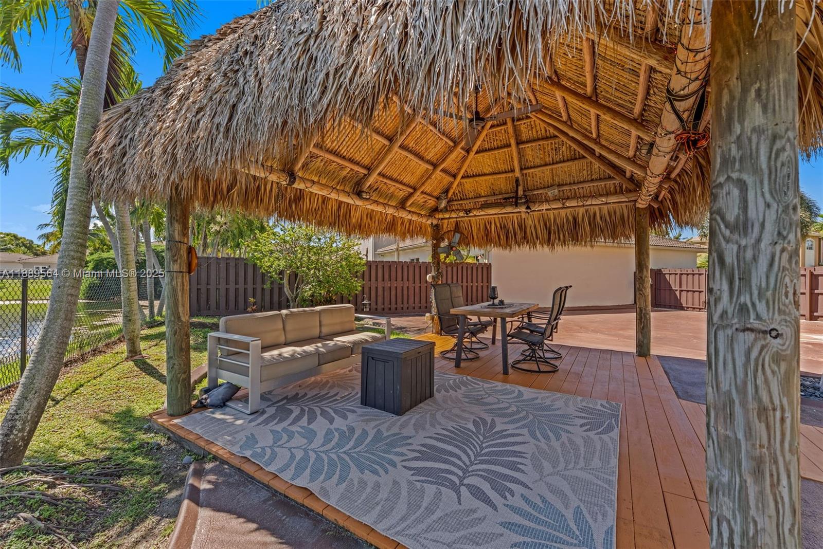 PELICAN BAY AT OLD CUTLER - Residential