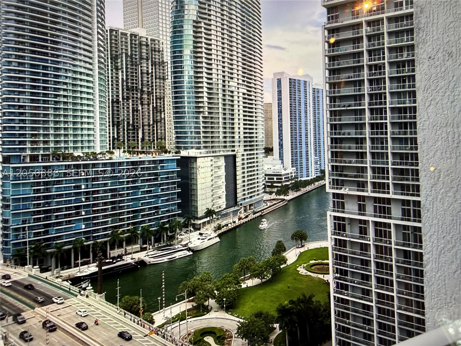 500 Brickell Ave 2003 - Image 1