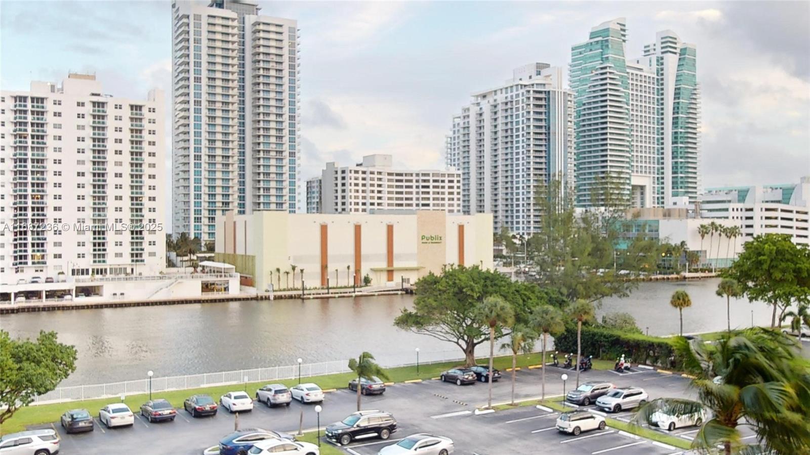 OCEANVIEW PARK CONDO - Residential