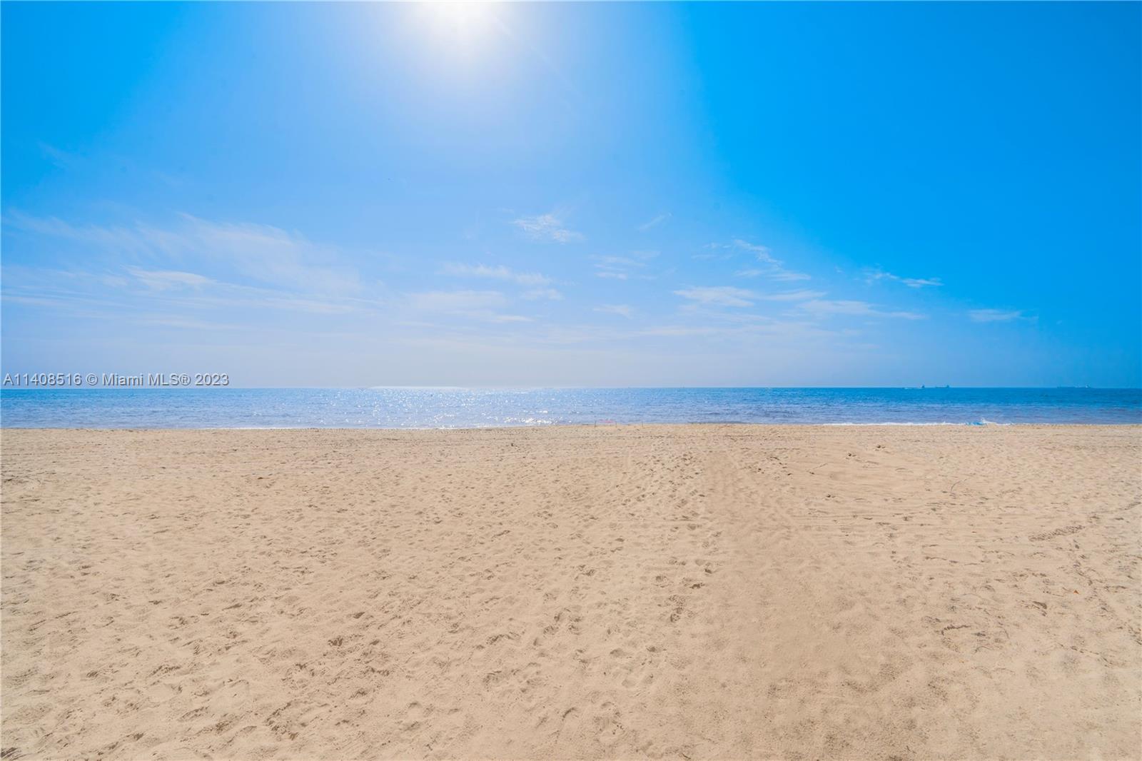 LAUDERDALE BEACH - Land