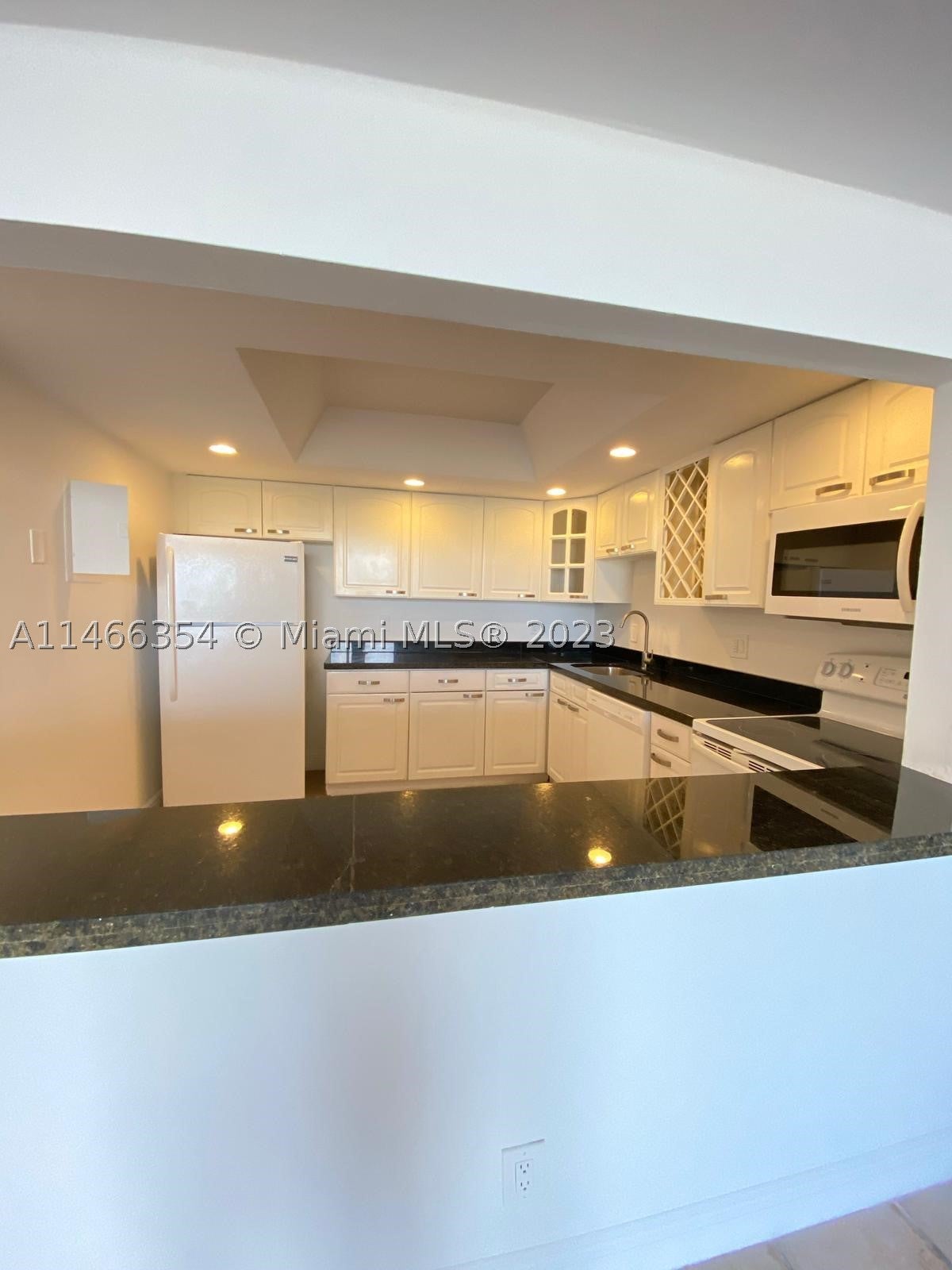 13499 Biscayne Blvd 1505, North Miami FL 33181
