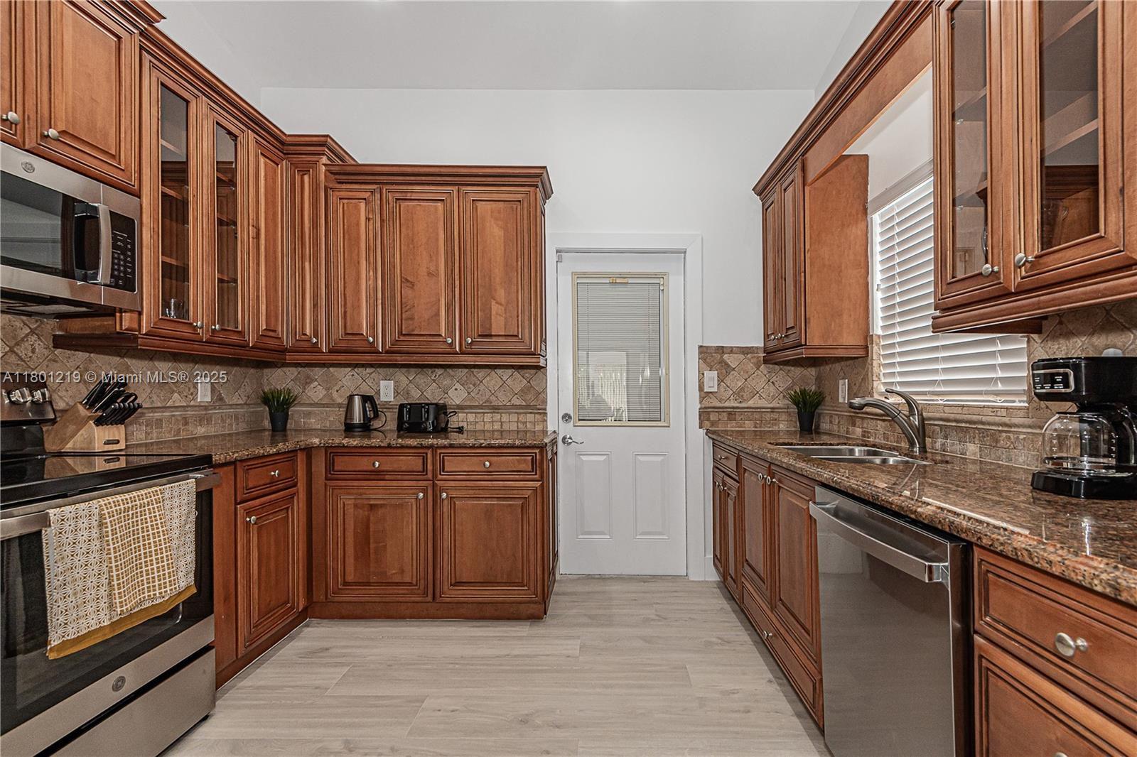 CENTRAL DANIA HEIGHTS - Residential Lease