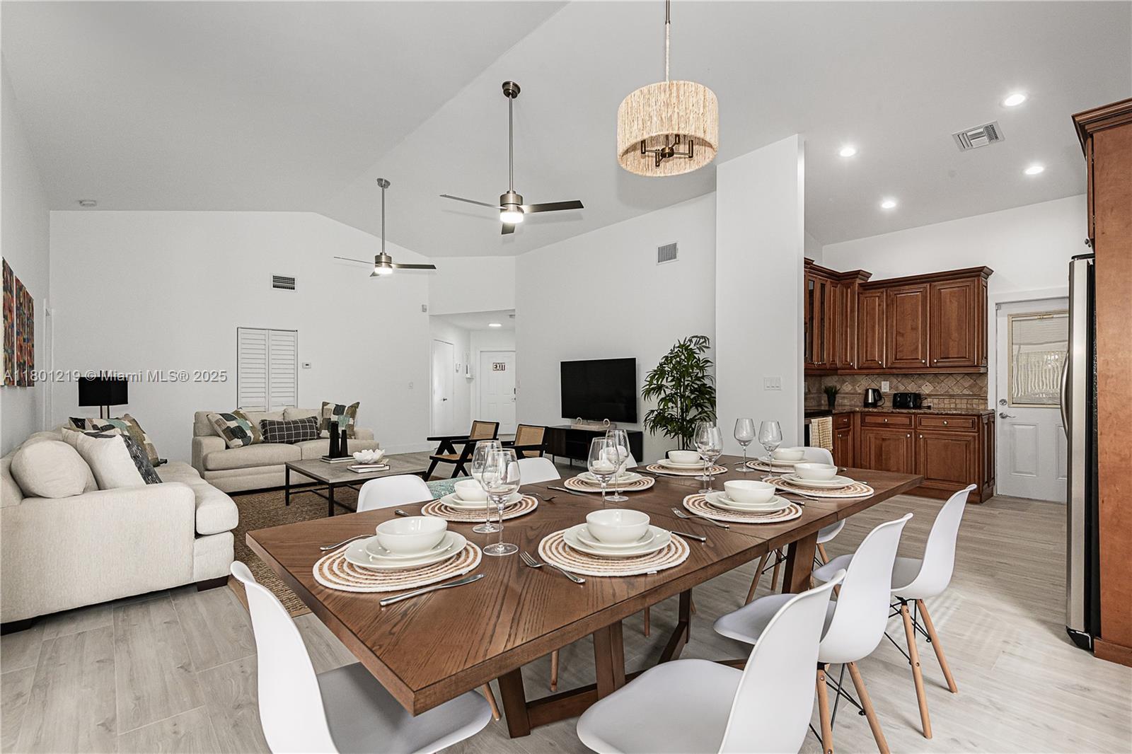 CENTRAL DANIA HEIGHTS - Residential Lease