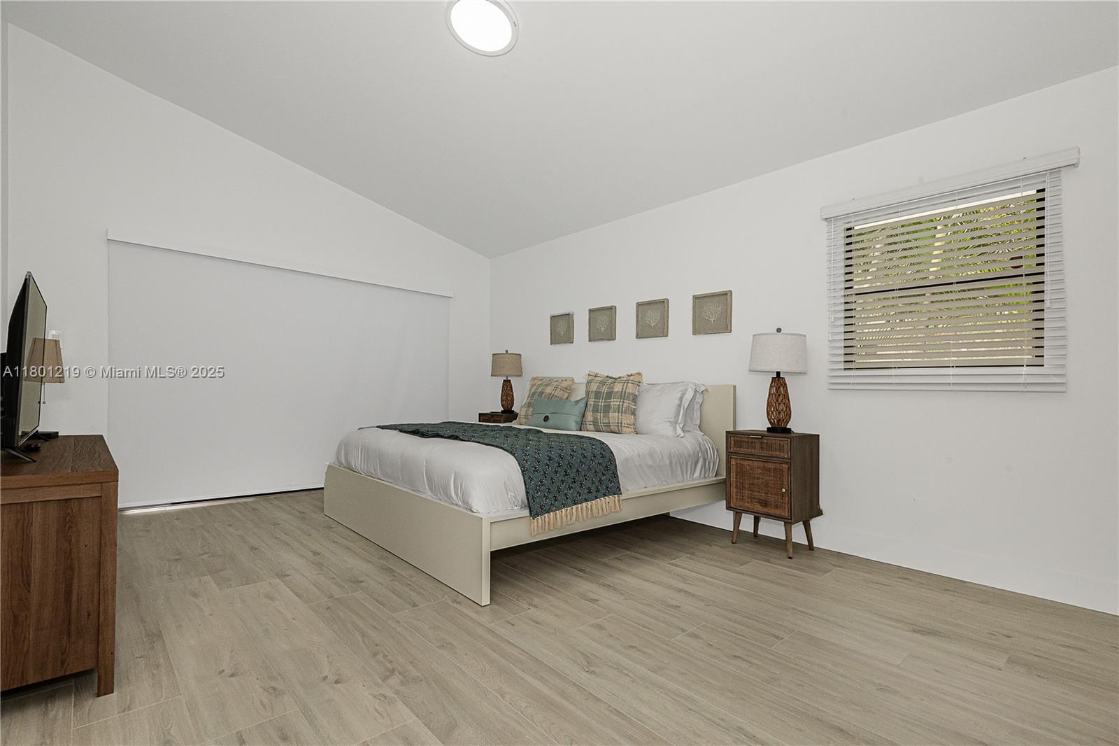 CENTRAL DANIA HEIGHTS - Residential Lease