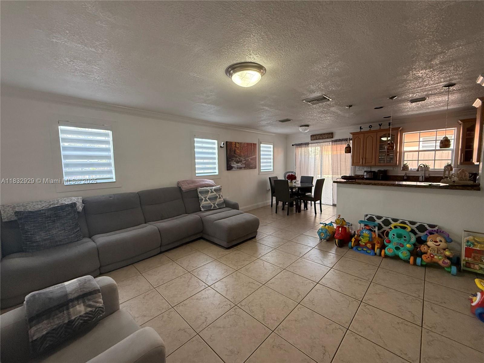 SUNLAND PARK SECTION 2 - Residential