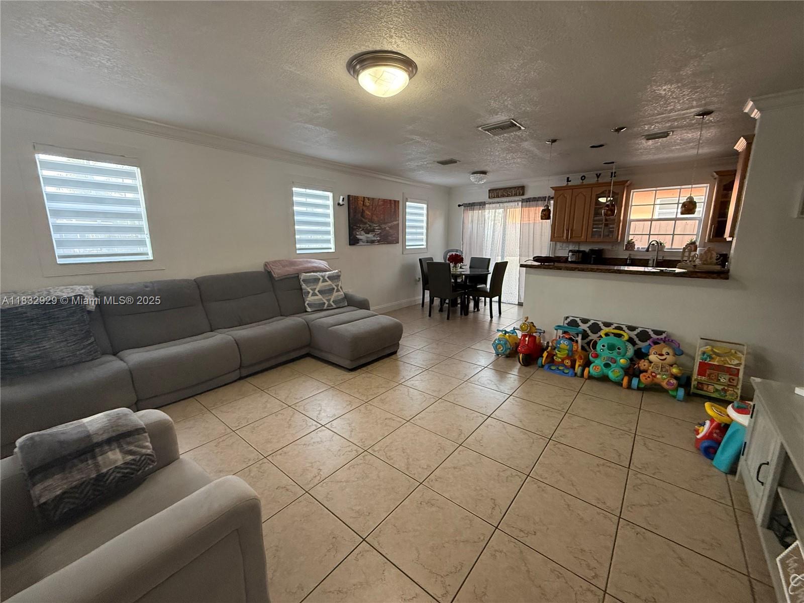 SUNLAND PARK SECTION 2 - Residential