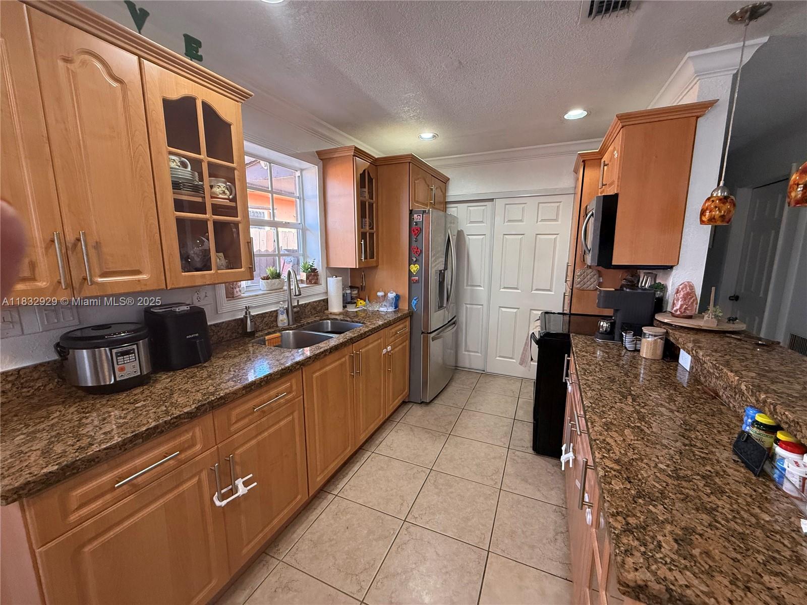 SUNLAND PARK SECTION 2 - Residential